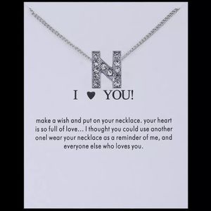 “Sara” silver initial “N” rhinestone necklace 💟